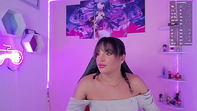 Snapshot of KylieVictoria chatting on 12.06.24 KylieVictoria online show from 12.06.24