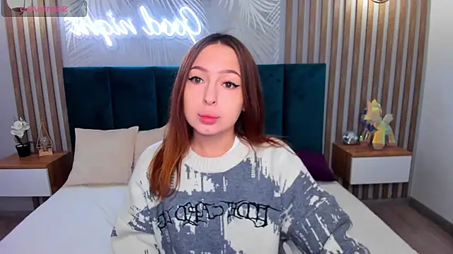 KetrinWhite online show from 11.15.25