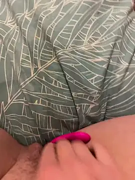 Snapshot of Sensolyss chatting on 01.01.25 Sensolyss online show from 01.01.25