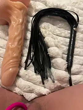 Snapshot of Sensolyss chatting on 03.07.25 Sensolyss online show from 03.07.25