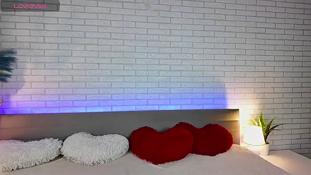 NovaBlissss online show from 10.12.25