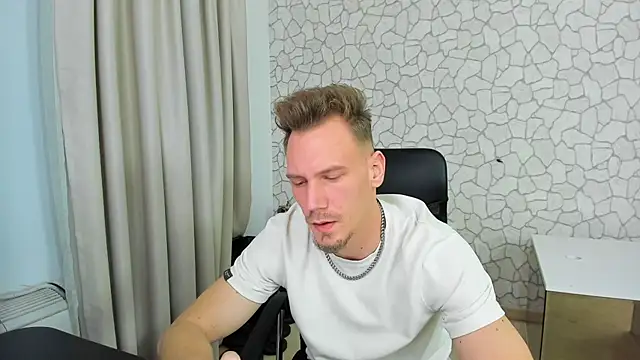 MateoBenjaminX online show from 02.06.25