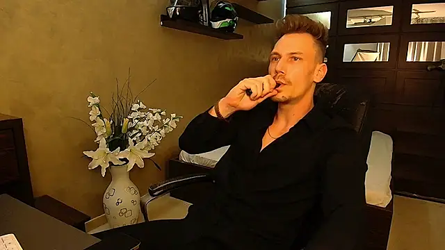 MateoBenjaminX online show from 03.18.25