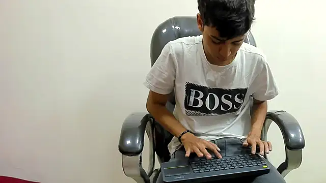 DamiBright online show from 10.03.25