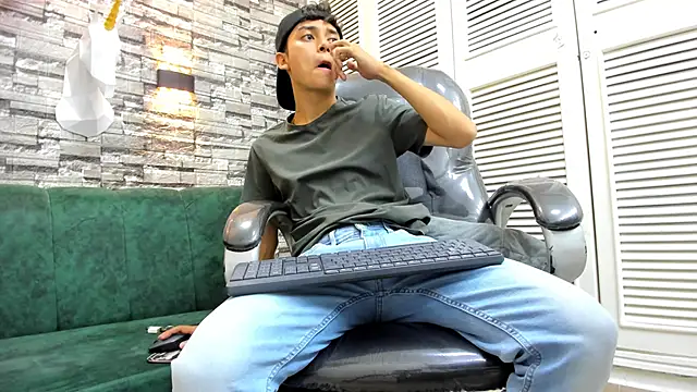 DamiBright online show from 10.07.25