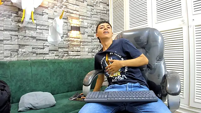 DamiBright online show from 10.11.25