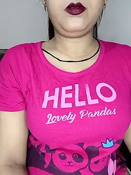 Snapshot of Shanaya_Hotty chatting on 09.17.25 Shanaya Hotty online show from 09.17.25