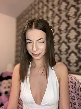 Snapshot of Mia_Ethan chatting on 12.08.24 Mia Ethan online show from 12.08.24