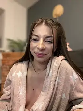 Snapshot of Mia_Ethan chatting on 01.26.25 Mia Ethan online show from 01.26.25