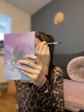 Snapshot of Mia_Ethan chatting on 01.27.25 Mia Ethan online show from 01.27.25