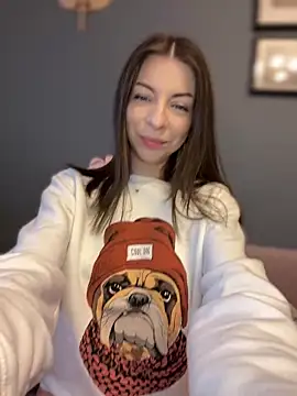 Snapshot of Mia_Ethan chatting on 02.13.25 Mia Ethan online show from 02.13.25