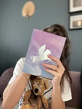 Snapshot of Mia_Ethan chatting on 03.22.25 Mia Ethan online show from 03.22.25