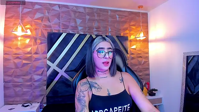 Alahia Dangelo online show from 10.07.25