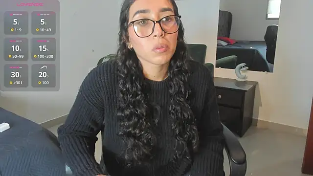  maria foxx  online show from 11.04.25