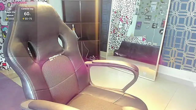  maria foxx  online show from 11.17.25