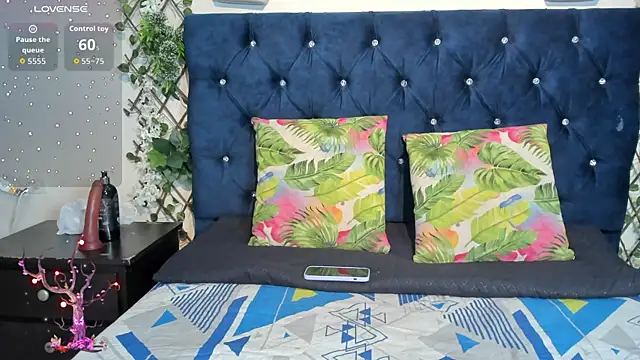  maria foxx  online show from 11.18.25