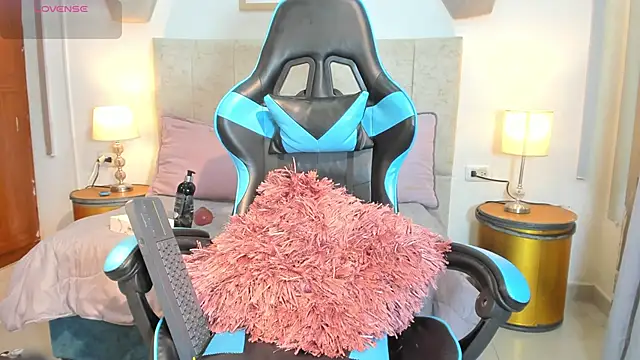  maria foxx  online show from 02.02.26