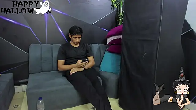 playsgirlhot online show from 10.31.25