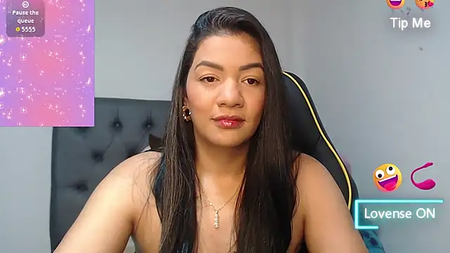 Snapshot of Horny_mami12 chatting on 10.25.25 Horny mami12 online show from 10.25.25