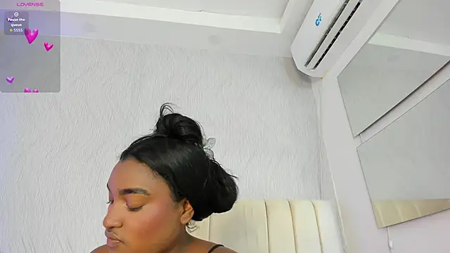 kayna gomez online show from 09.28.25