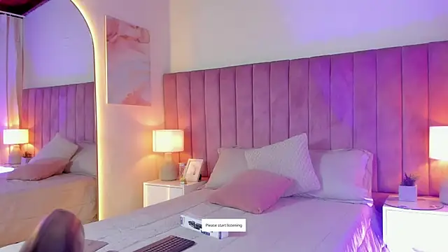 Snapshot of Aleja_arango1 chatting on 03.05.25 Aleja arango1 online show from 03.05.25