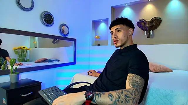 austin collinss online show from 01.04.25