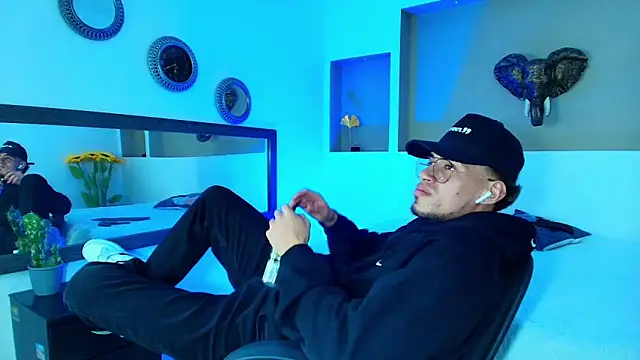 austin collinss online show from 01.12.25