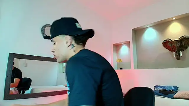 austin collinss online show from 01.28.25