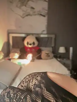 Pink Jazmin online show from 03.15.26