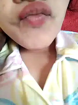 Snapshot of Anki-doll chatting on 01.18.25 Anki-doll online show from 01.18.25