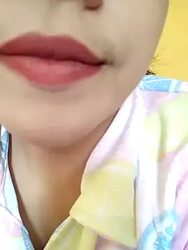 Snapshot of Anki-doll chatting on 01.20.25 Anki-doll online show from 01.20.25