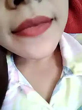 Snapshot of Anki-doll chatting on 01.24.25 Anki-doll online show from 01.24.25