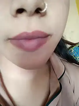 Snapshot of Anki-doll chatting on 02.09.25 Anki-doll online show from 02.09.25