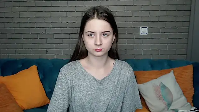 Snapshot of MilanaRoza chatting on 09.20.25 MilanaRoza online show from 09.20.25