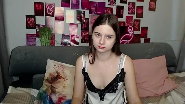 Snapshot of MilanaRoza chatting on 09.26.25 MilanaRoza online show from 09.26.25