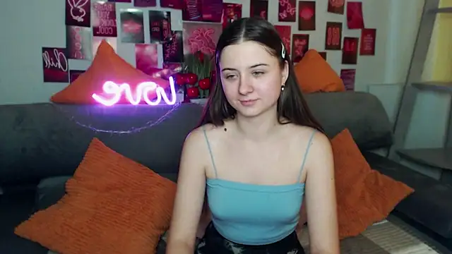 Snapshot of MilanaRoza chatting on 11.08.25 MilanaRoza online show from 11.08.25