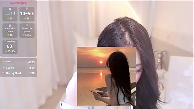 xiaoxiaoguaibao online show from 12.14.24