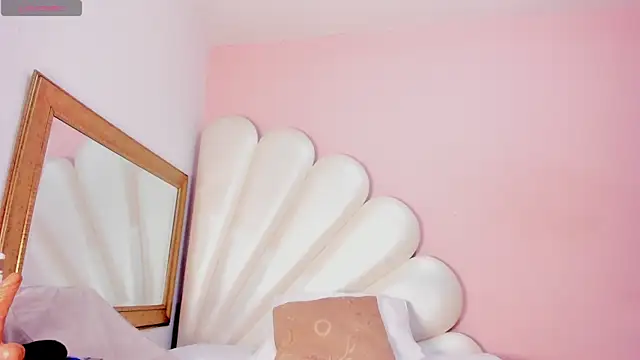 Ally Parkeer  online show from 02.01.25