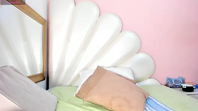 Ally Parkeer  online show from 02.27.25