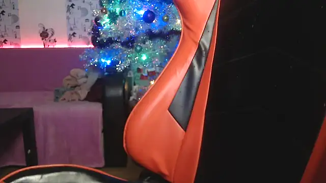 LetsGetMessyBBy online show from 12.15.24