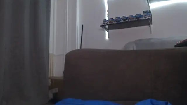 LetsGetMessyBBy online show from 03.21.25