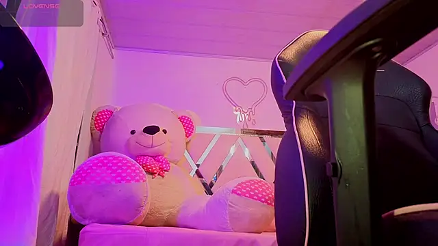 Laylafoxy tay online show from 09.23.25