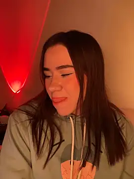 Im Valen Cute online show from 11.13.25