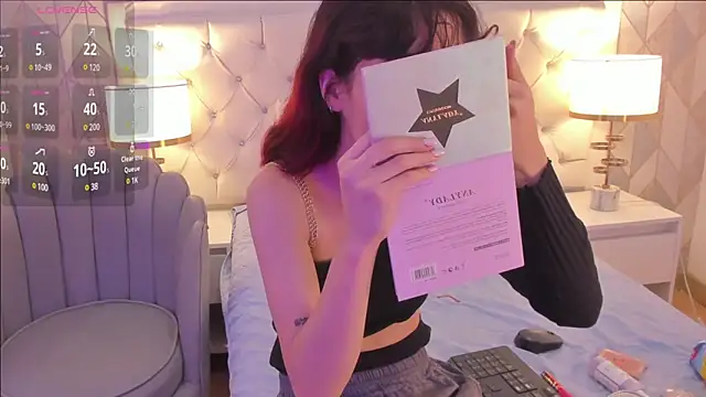 Snapshot of Nastya_Fantasy chatting on 01.10.25 Nastya Fantasy online show from 01.10.25
