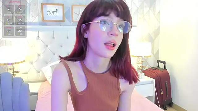 Snapshot of Nastya_Fantasy chatting on 02.17.25 Nastya Fantasy online show from 02.17.25