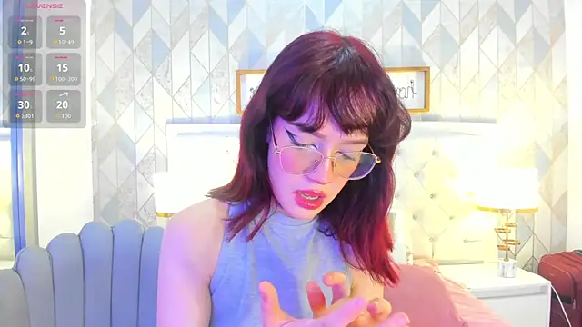Snapshot of Nastya_Fantasy chatting on 02.19.25 Nastya Fantasy online show from 02.19.25