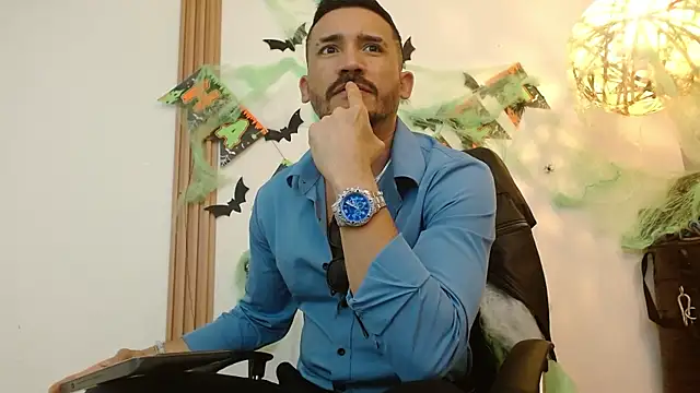 Reiko 85  online show from 10.13.25