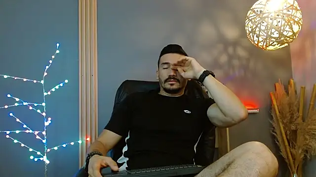 Reiko 85  online show from 02.08.26