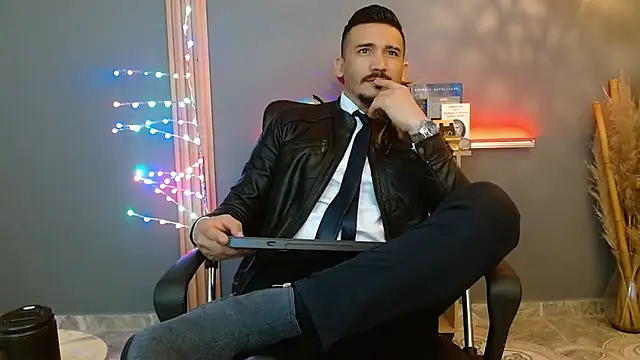 Reiko 85  online show from 02.17.26