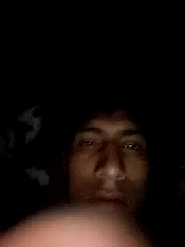 Snapshot of alexander32r chatting on 01.11.26 alexander32r online show from 01.11.26